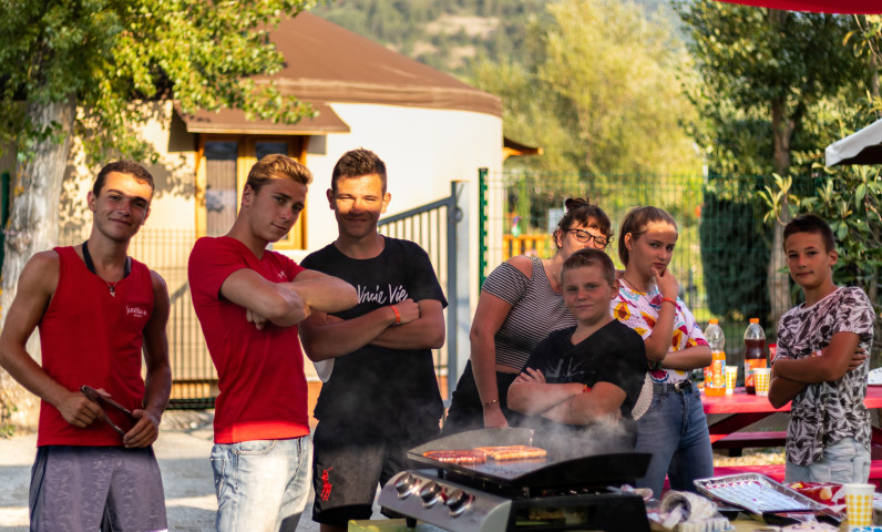 barbecue party  8.8.2018-1609.jpg